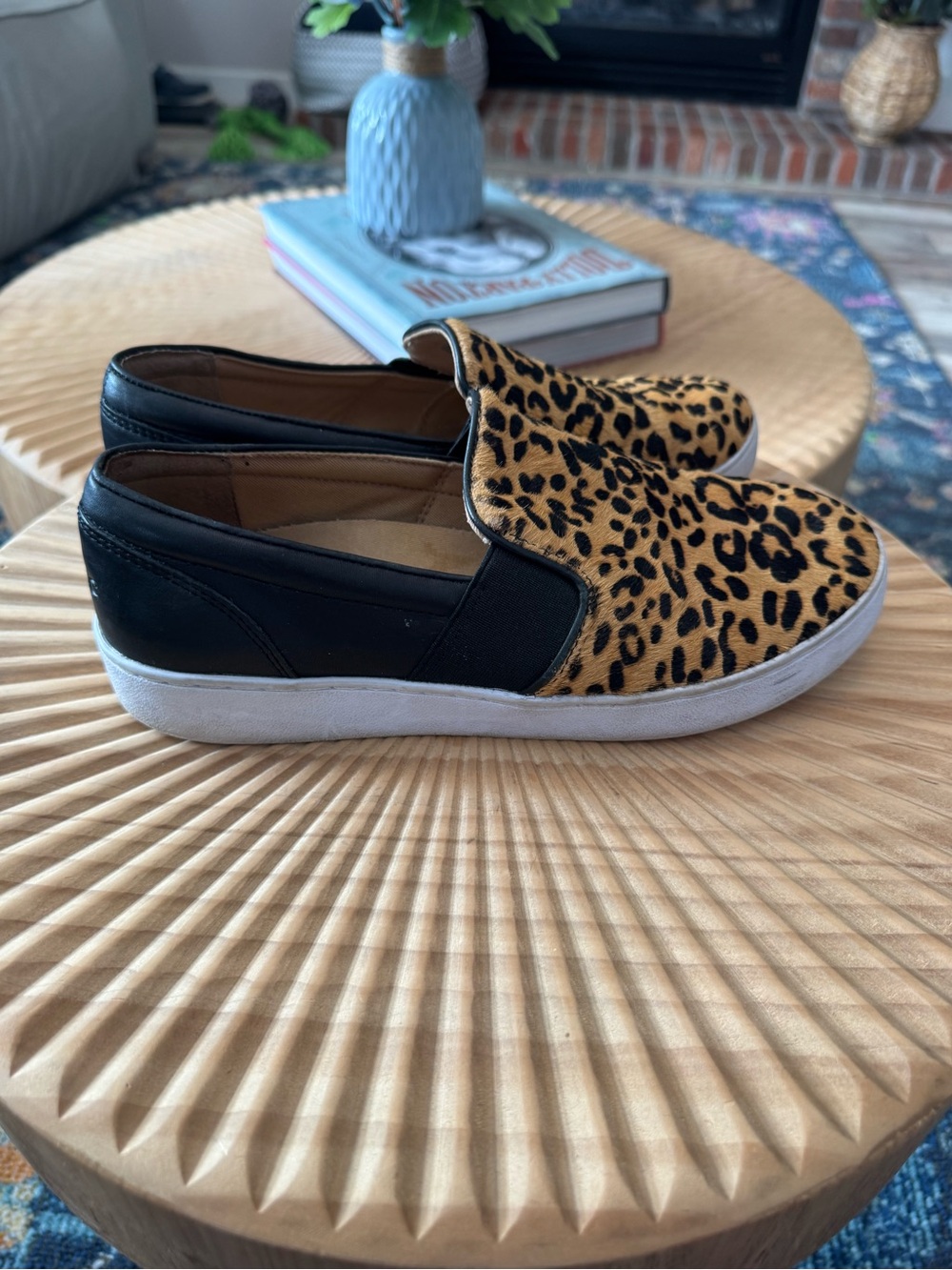 Vionic Demetra Slip On Sneaker Tan Pony Hair Leopard Size 8 - Picture 7 of 11
